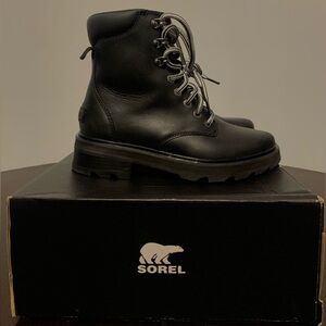 BRAND NEW SOREL: WOMEN LENNOX LACE STKD WATERPROOF BOOTS